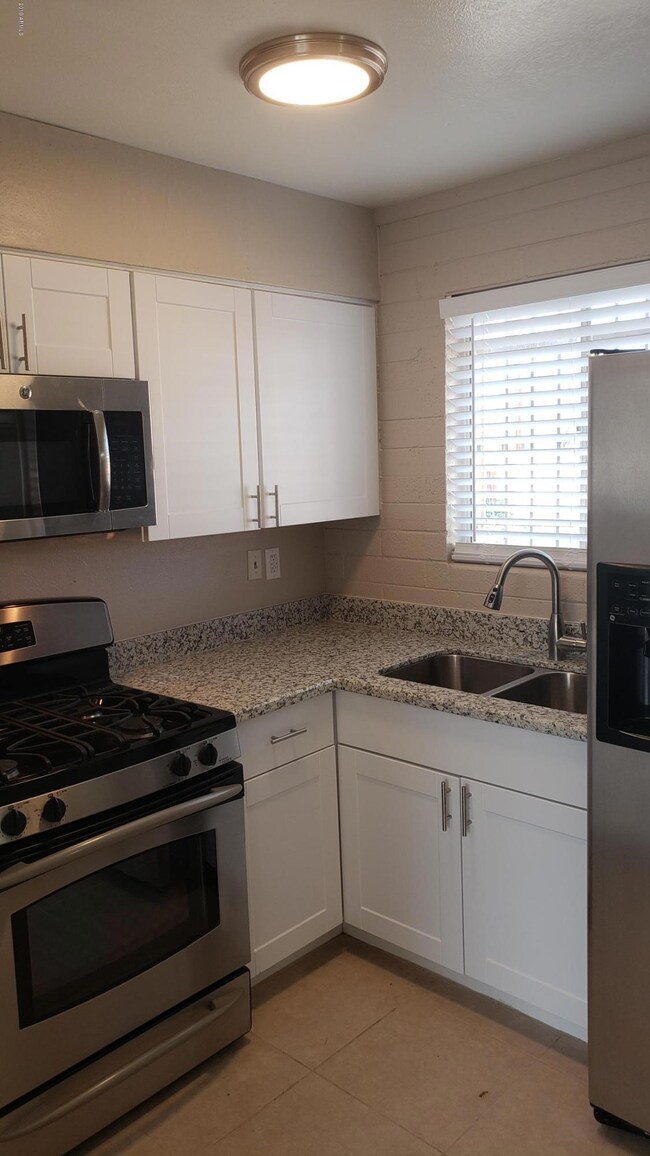 Kitchen 3