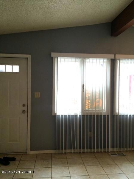 3406 Seppala Dr unit A, Anchorage, AK 99517 - photo 2