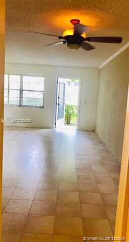 316 Camden M unit 316, West Palm Beach, FL 33417 - photo 4