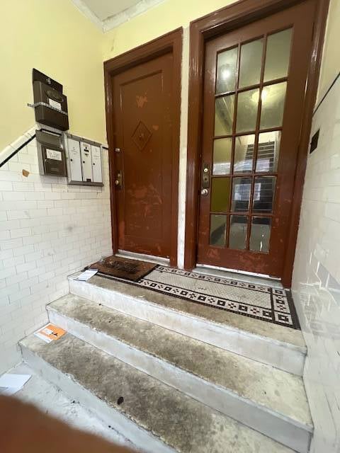Entrance to apartment