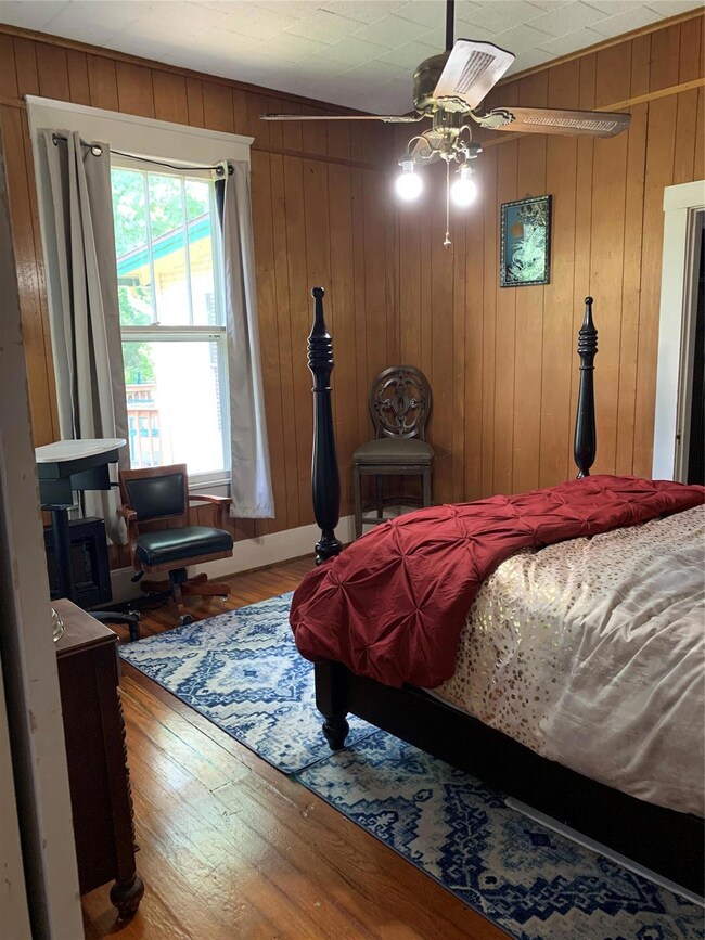 2104 Agnew St, Bonham, TX 75418 - photo 5