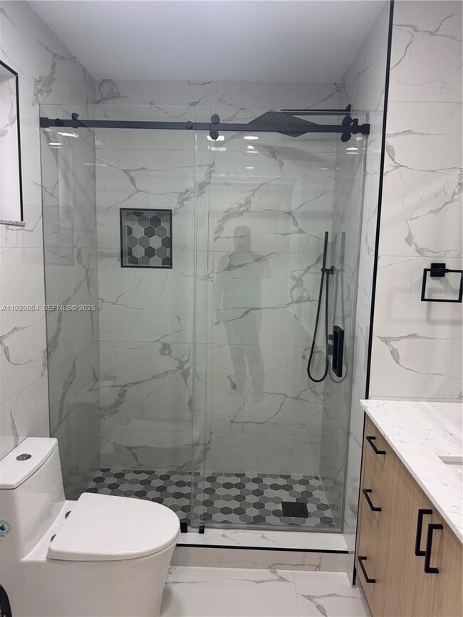 7698 W 34th Ln unit 10202, Hialeah, FL 33018 - photo 7