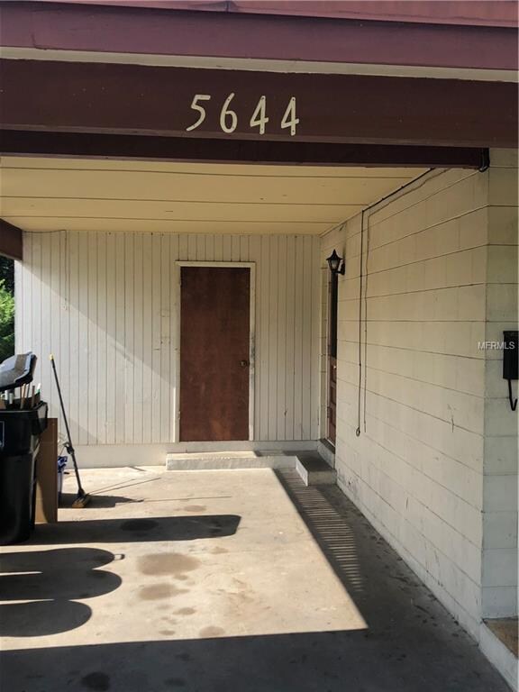 Carport