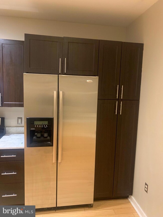 4742 Pine St unit 104, Philadelphia, PA 19143 - photo 3