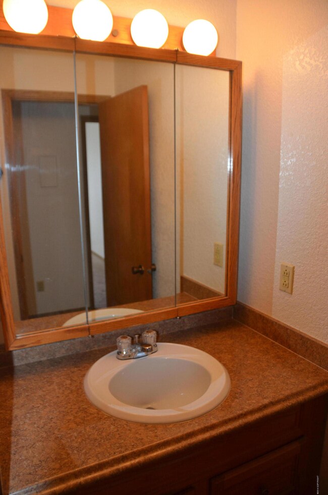 New bathroom vanity