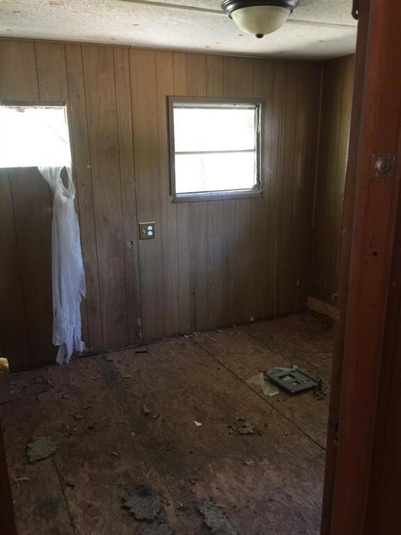 7013 Brazos Trail, Weatherford, TX 76087 - photo 4