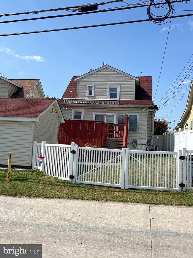 1823 Portship Rd, Dundalk, MD 21222 - photo 7