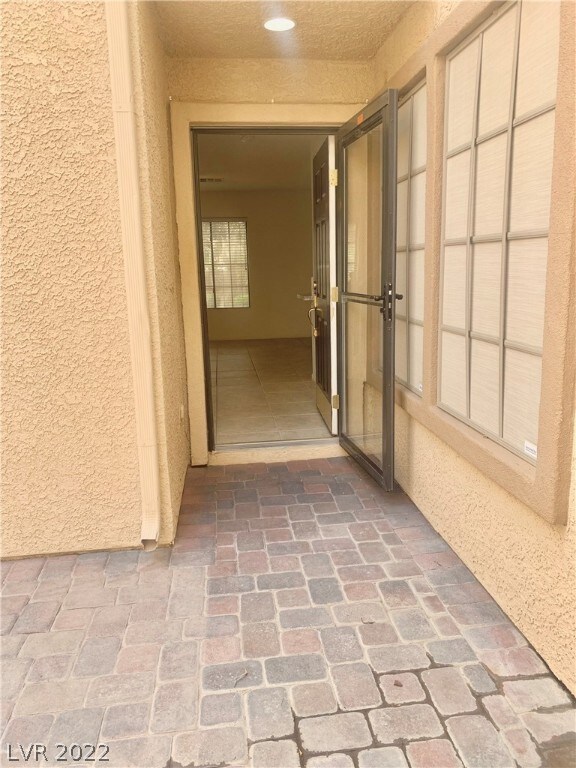 7315 Camrose Ridge Place unit 103, Las Vegas, NV 89149 - photo 5