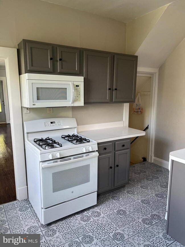 5218 Catalpha Rd, Baltimore, MD 21214 - photo 5