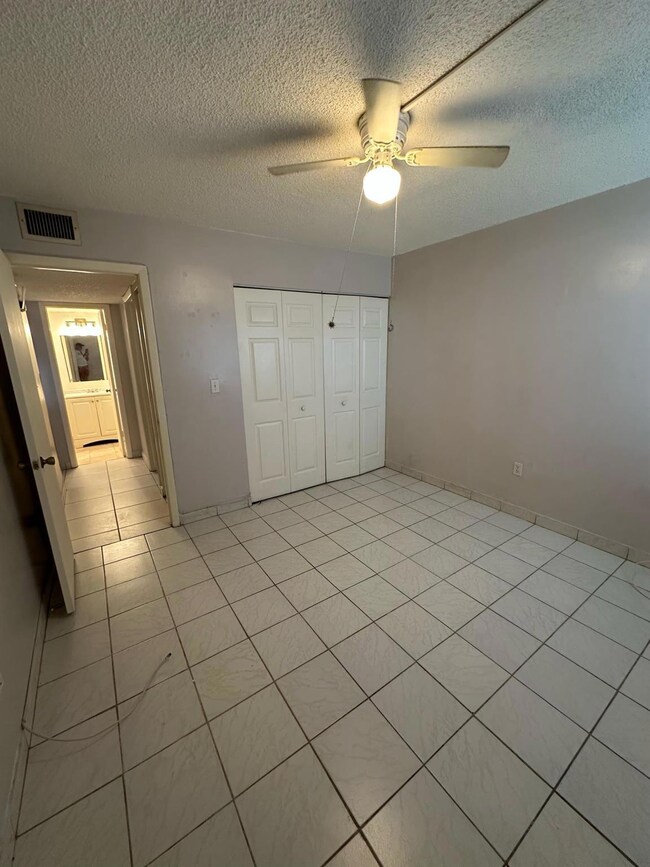 9331 SW 4th St unit 104B, Miami, FL 33174 - photo 6