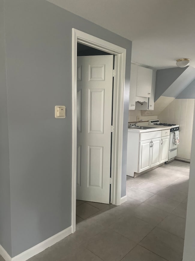 2622 Hanson St unit 1, Rockford, IL 61109 - photo 6