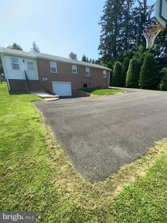 25476 Military Rd, Cascade, MD 21719 - photo 3