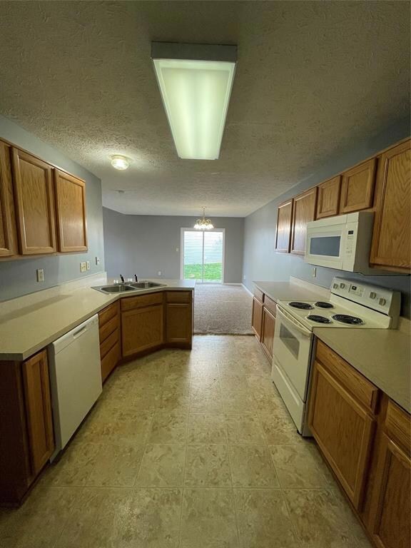 634 Pine Lake Dr, Greenwood, IN 46143 - photo 6