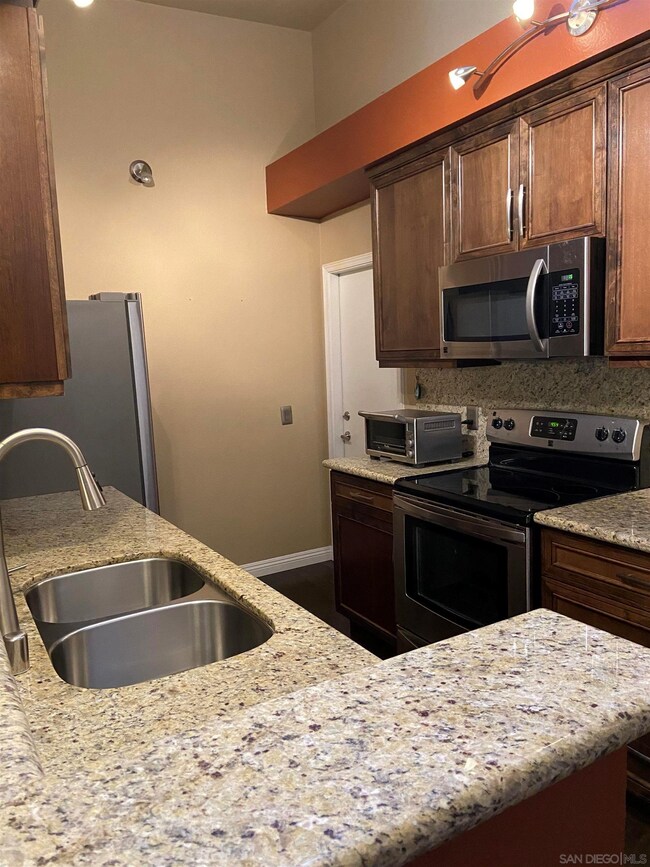 7361 Mission Trails Dr unit 113, Santee, CA 92071 - photo 4