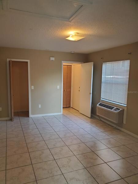 924 Caribbean Dr unit B, Davenport, FL 33897 - photo 6