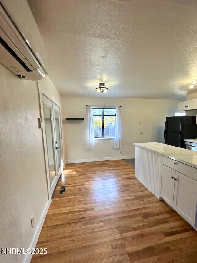 640 James Ln, Reno, NV 89503 - photo 4