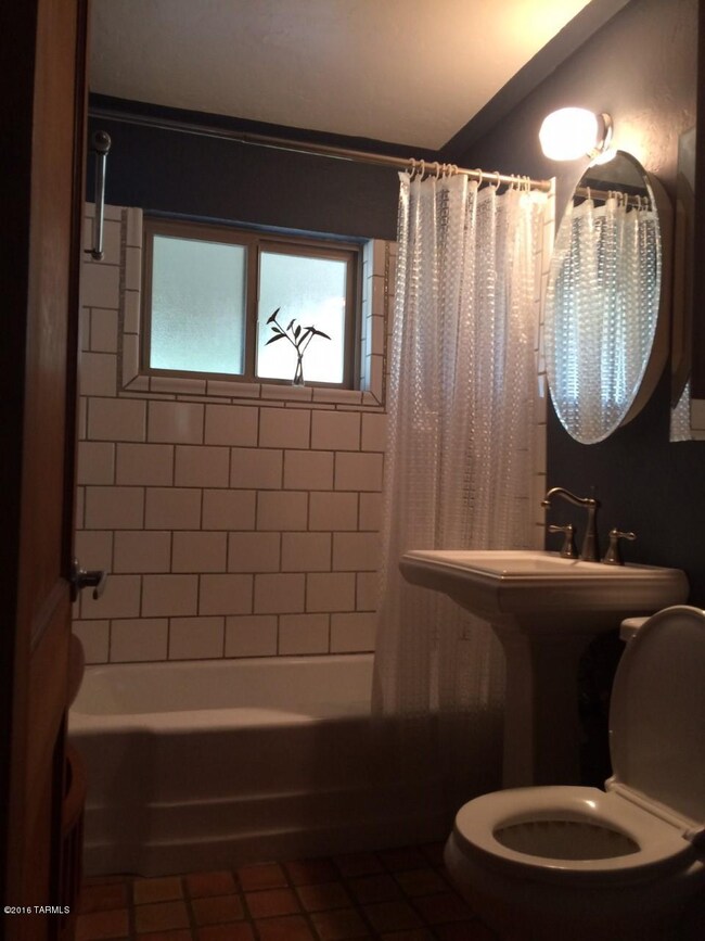 4559 E 15th St, Tucson, AZ 85711 - photo 5