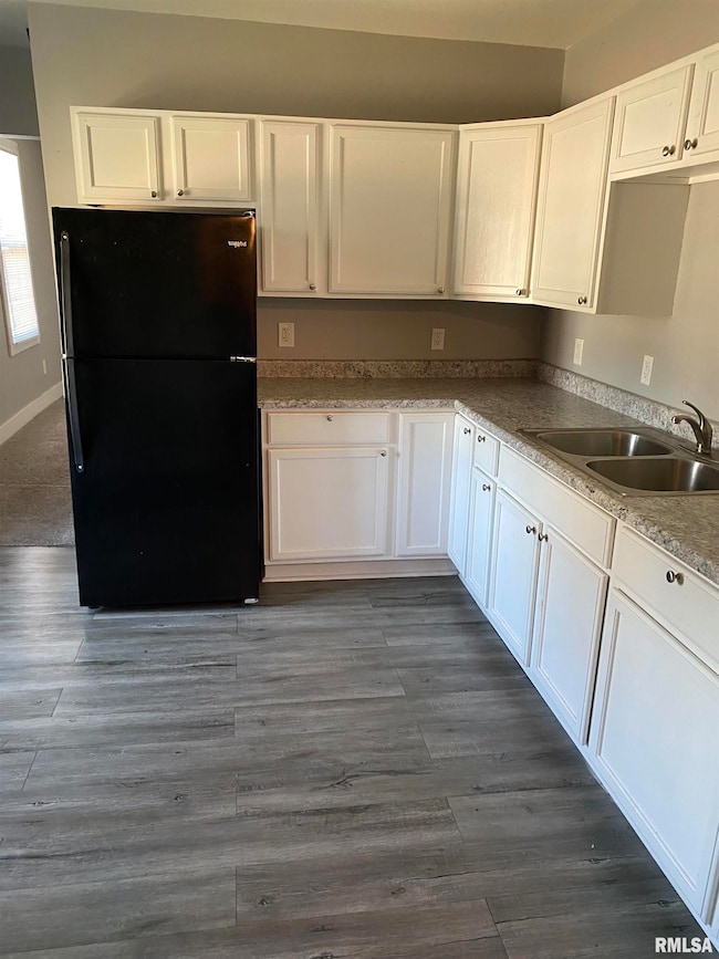 1208 W 5th St, Davenport, IA 52802 - photo 5