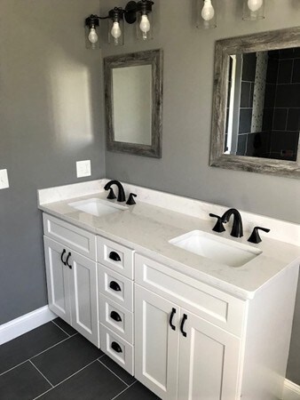 463 Russells Mills Rd, Dartmouth, MA 02748 - photo 6