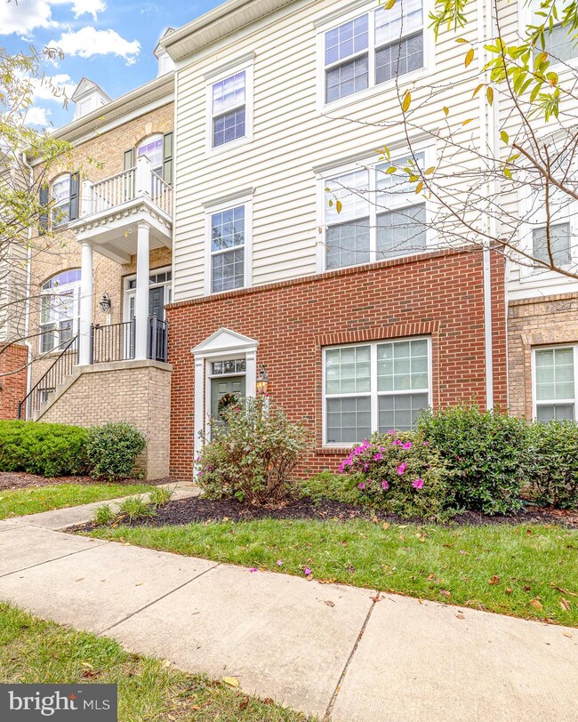 552 Jurgensen Place, Hyattsville, MD 20785 - photo 4