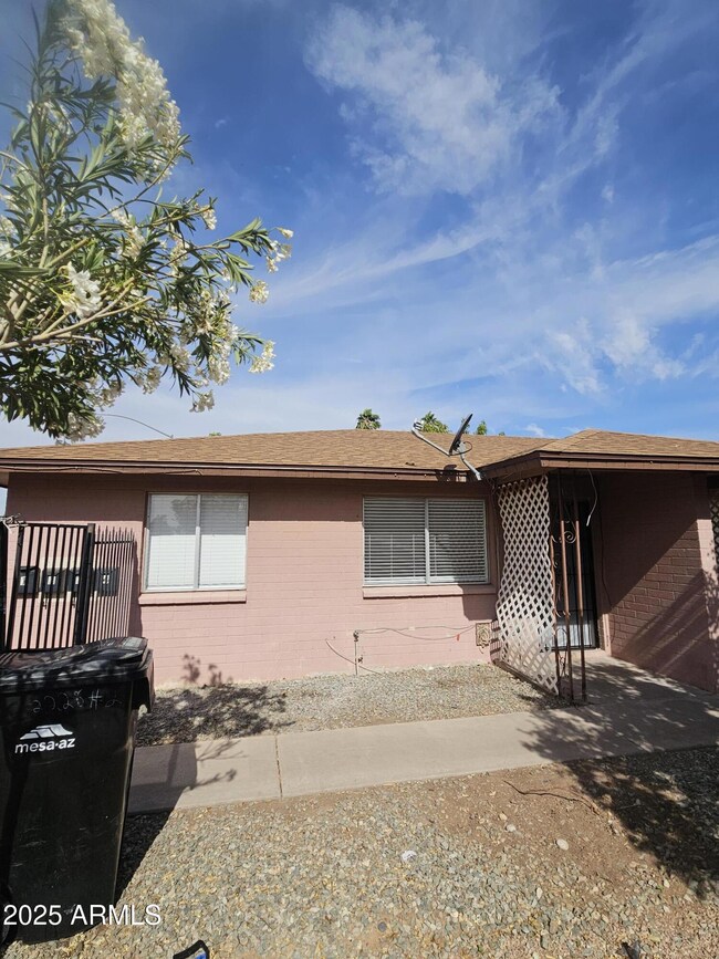 2228 E Broadway Rd unit 1, Mesa, AZ 85204 - photo 2