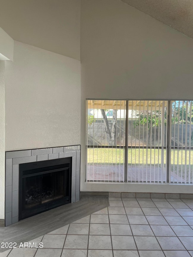 1524 N Apache Dr, Chandler, AZ 85224 - photo 2