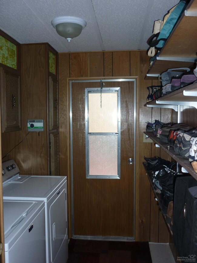 unlisted-address, Redmond, OR 97756 - photo 4