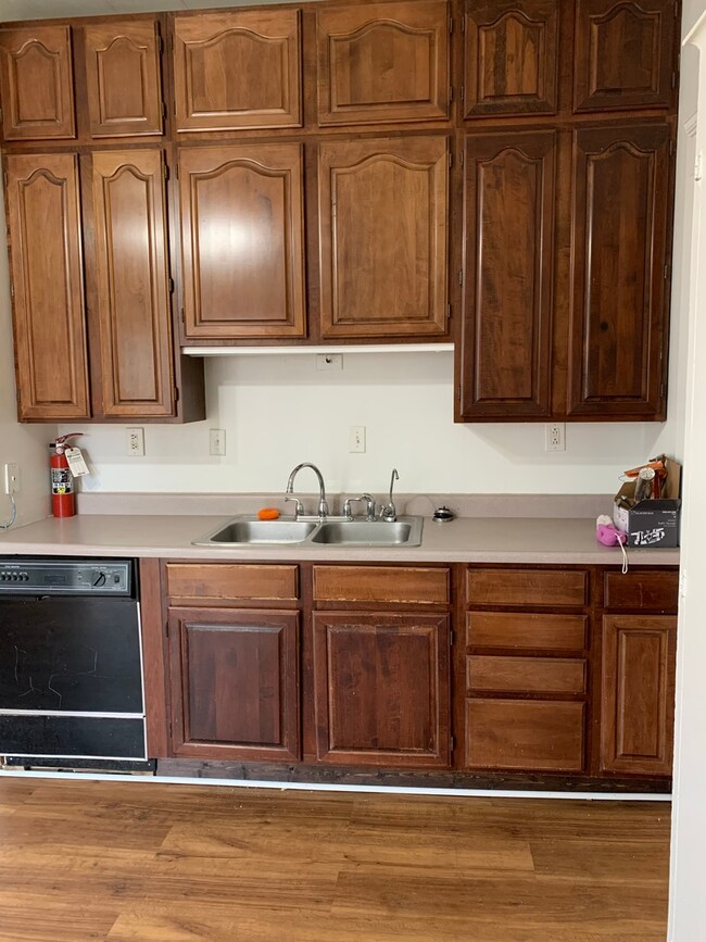 222 N West St unit 1, Waukegan, IL 60085 - photo 7