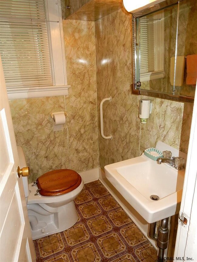 200 7th Ave, Troy, NY 12180 - photo 7