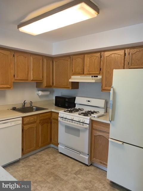 303 Trinity Ct unit 12, Princeton, NJ 08540 - photo 2