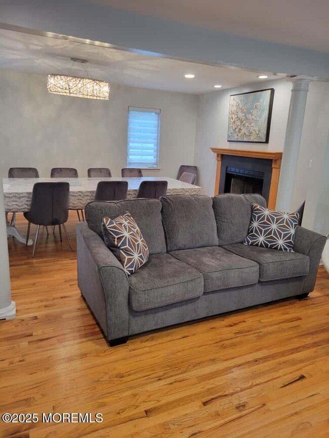 63 Jamestown Dr, Eatontown, NJ 07724 - photo 4