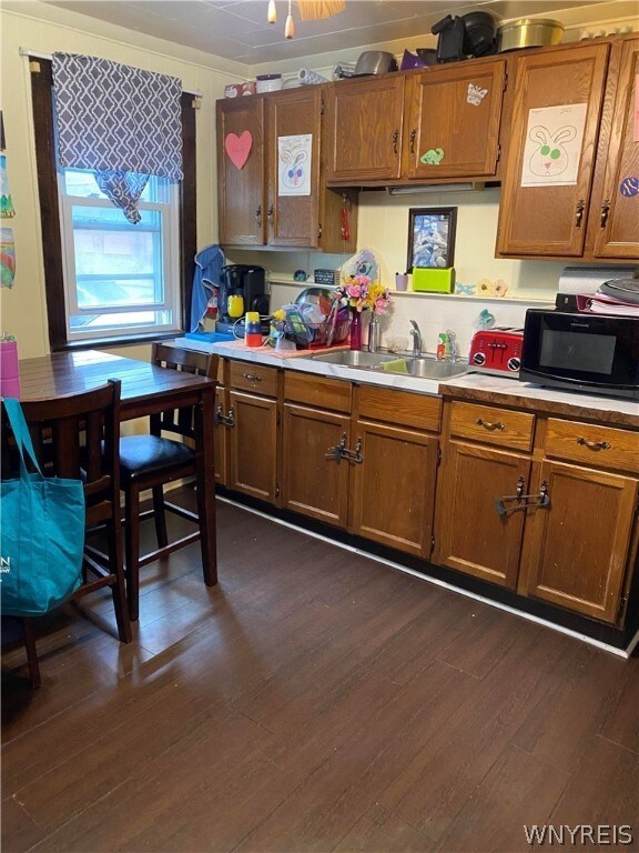 Lower front-Nice size kitchen with newer window.