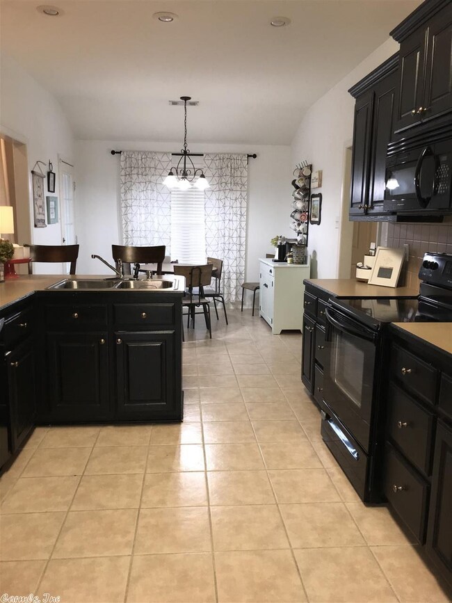 707 Elkhart Loop, Bryant, AR 72022 - photo 4