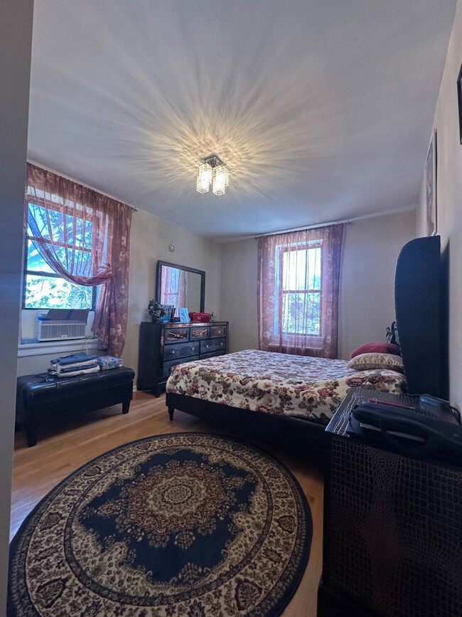 2620 E 13th St unit 4D, Brooklyn, NY 11235 - photo 3