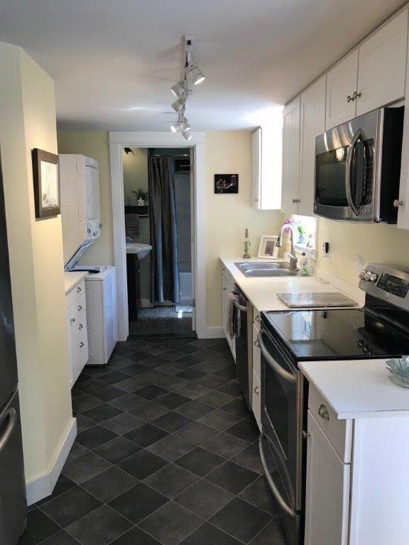 368 Sanford Rd, Wells, ME 04090 - photo 3