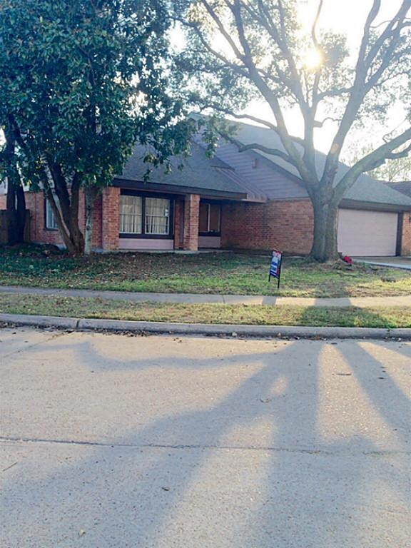 6023 Downwood Forest Dr, Houston, TX 77088 - photo 2
