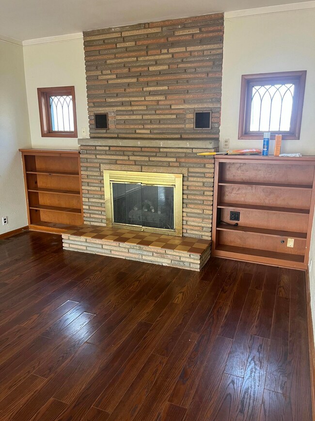 107 E Mockingbird Ln, Crane, MO 65633 - photo 6