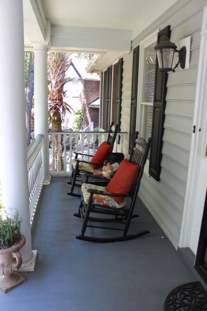 688 Leader - Full Front Porch