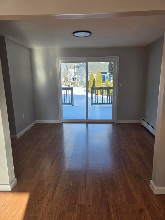 32 Jessica Dr unit U29, Nashua, NH 03060 - photo 4