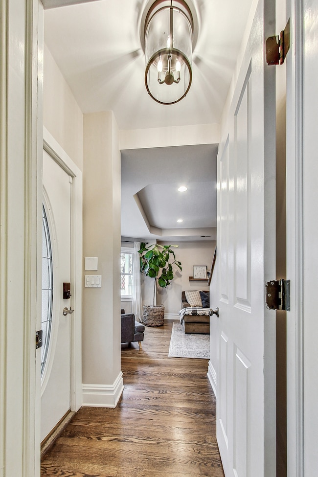 4818 N Seeley Ave, Chicago, IL 60625 - photo 5