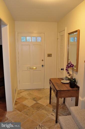 6532 Bay Tree Ct, Falls Church, VA 22041 - photo 7