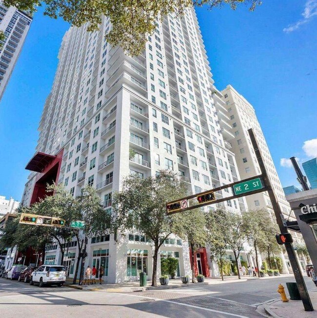 133 NE 2nd Ave unit 2215, Miami, FL 33132 - photo 3