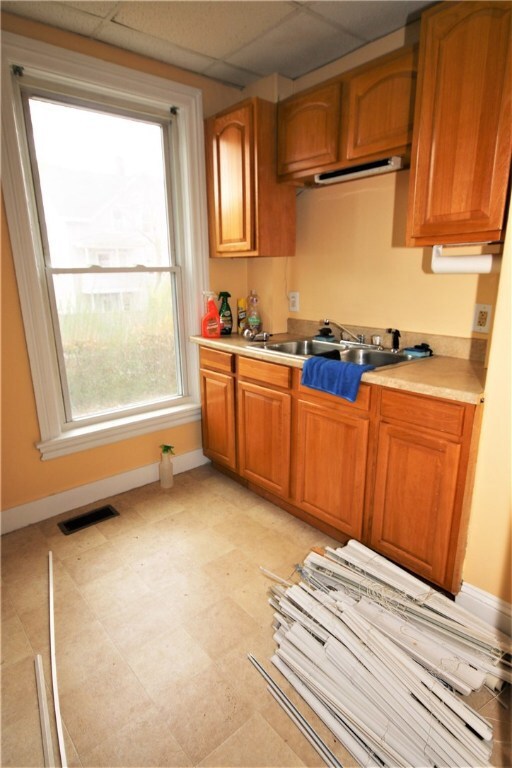 266 Providence St, Woonsocket, RI 02895 - photo 6