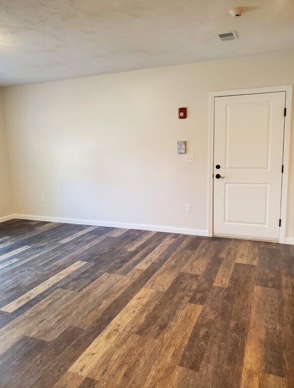 576 South Ave unit 10, Whitman, MA 02382 - photo 4