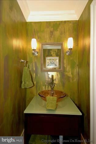 The Ritz-Carlton Residences, Baltimore, MD 21230 - photo 6