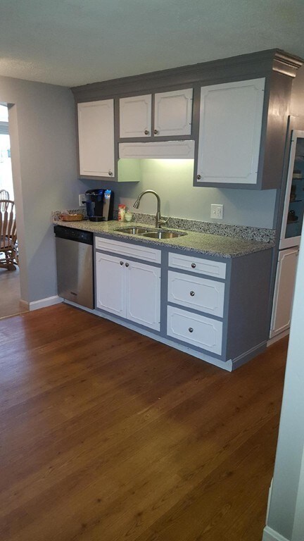 77 Cyman Dr, Chicopee, MA 01013 - photo 2