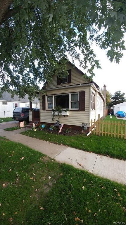 29 8th Ave, North Tonawanda, NY 14120 - photo 2