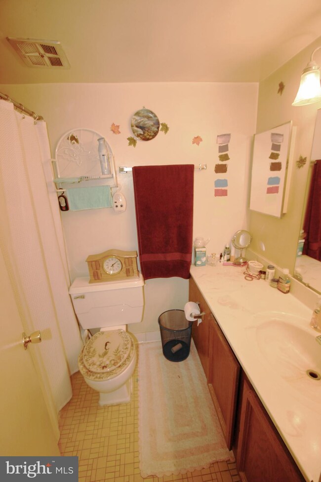 14618 Bauer Dr unit 5, Rockville, MD 20853 - photo 7