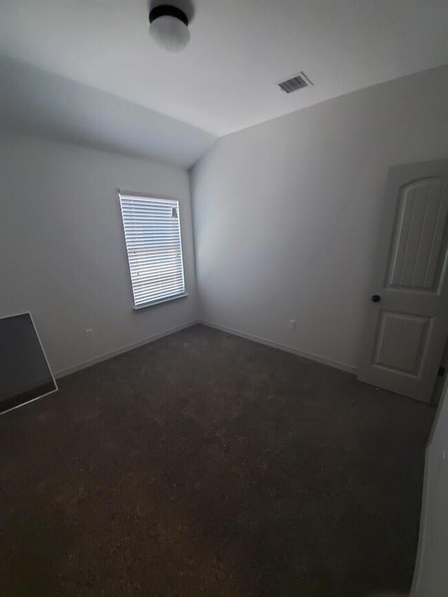 13429 Cinderford Ave, Horizon City, TX 79928 - photo 7