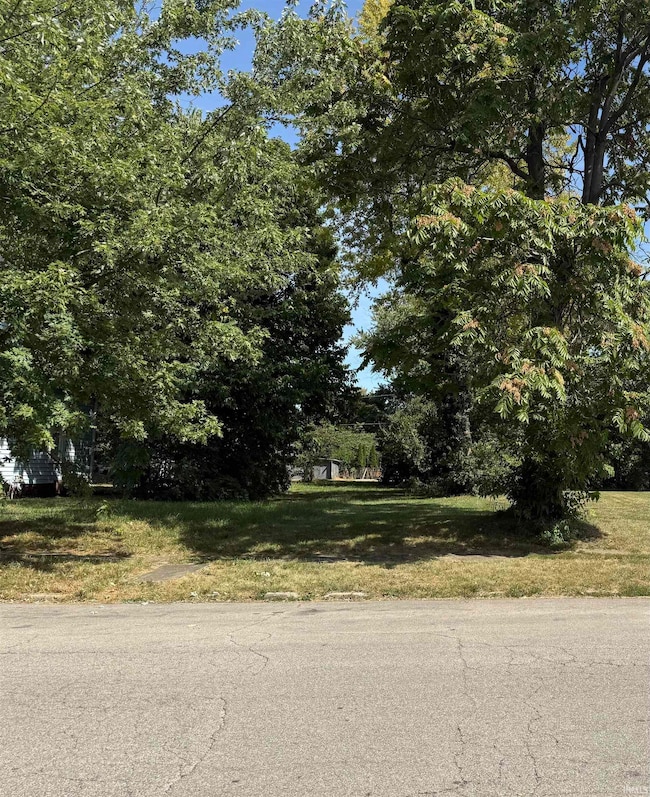 804 N Jefferson St, Muncie, IN 47305 - photo 2